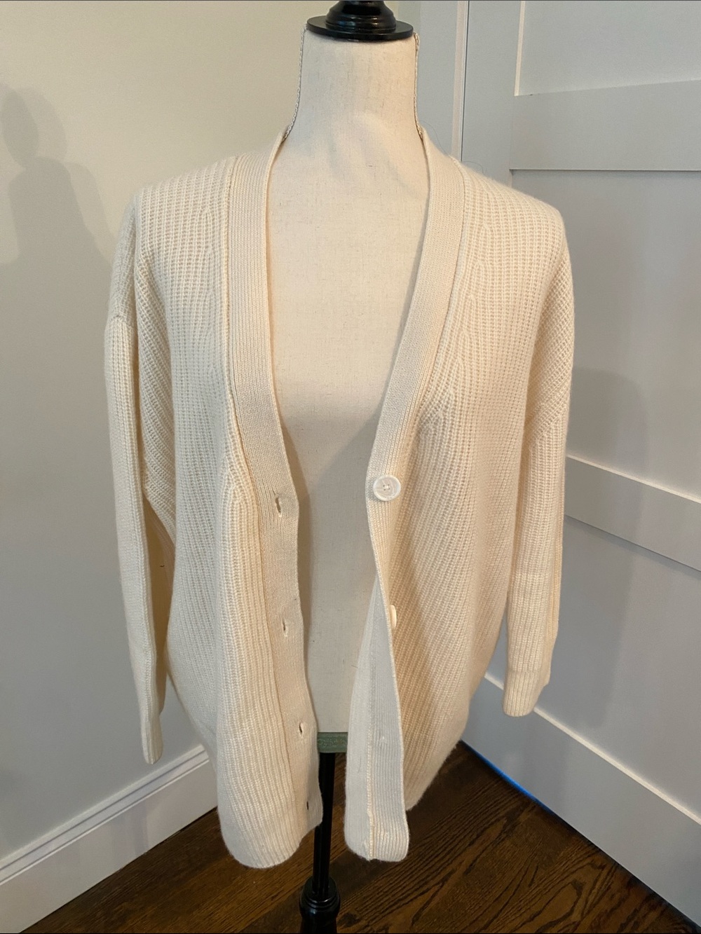 Quince Ivory Ribbed Button-Front Cashmere Cardigan Sweater